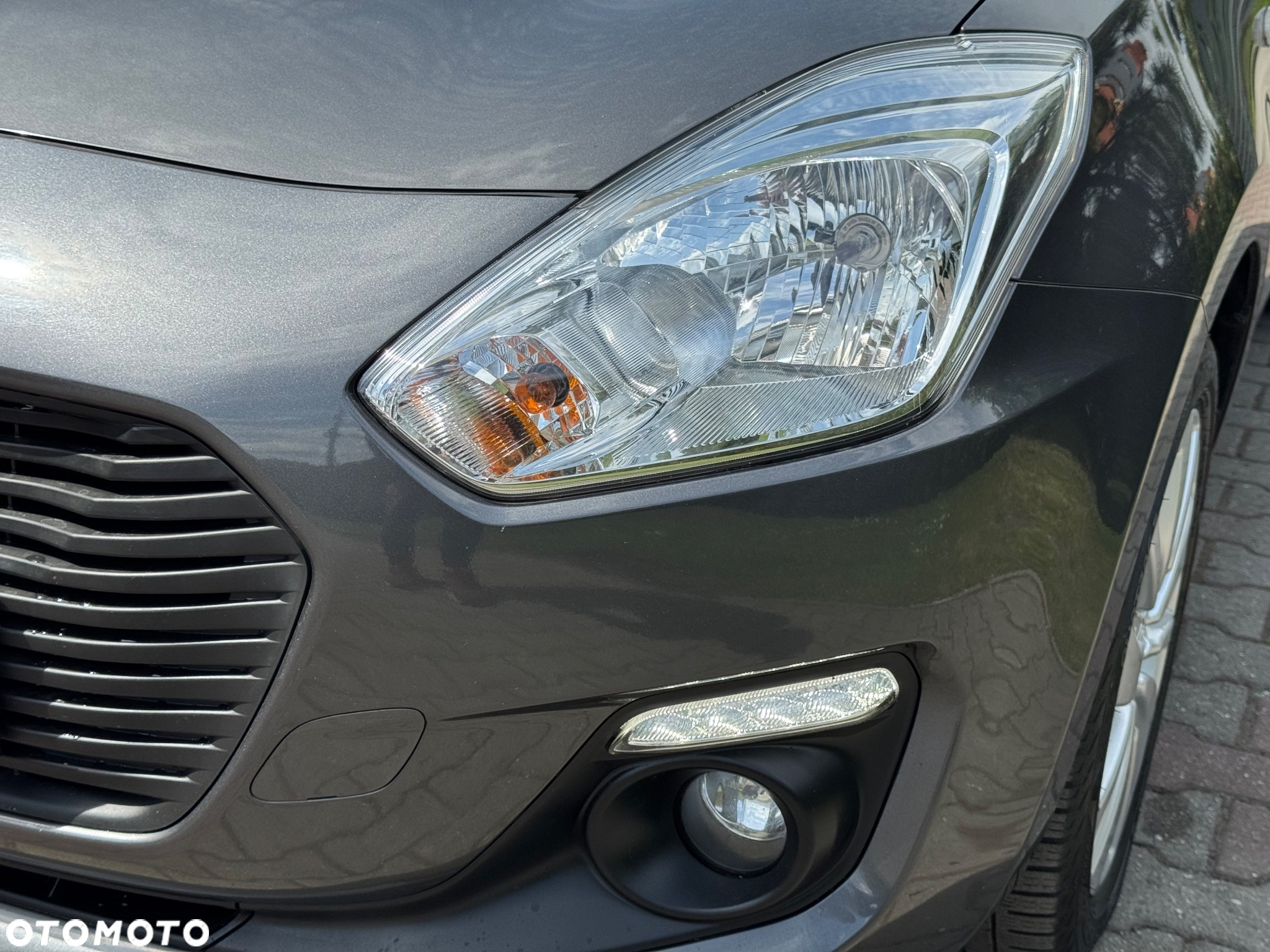 Suzuki Swift 1.2 Premium - 11