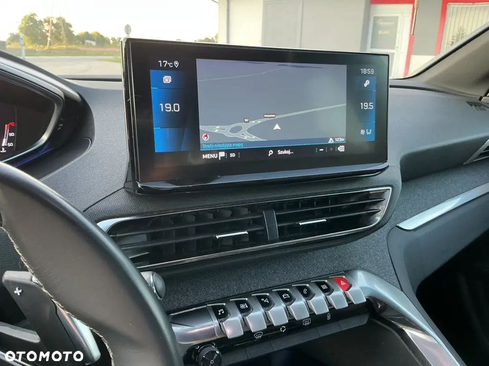 Peugeot 3008 BlueHDi 130 Stop & Start EAT8 Allure - 20