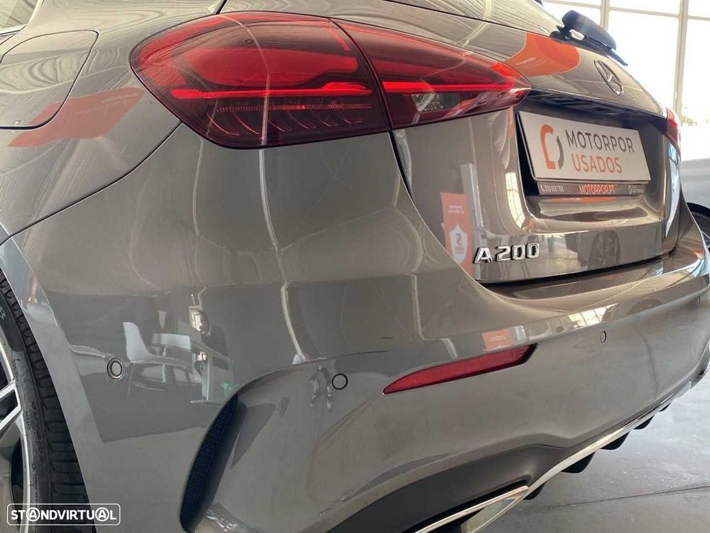 Mercedes-Benz A 200 - 18