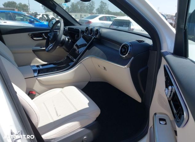 Mercedes-Benz GLC 300 4Matic 9G-TRONIC Avantgarde Advanced - 5
