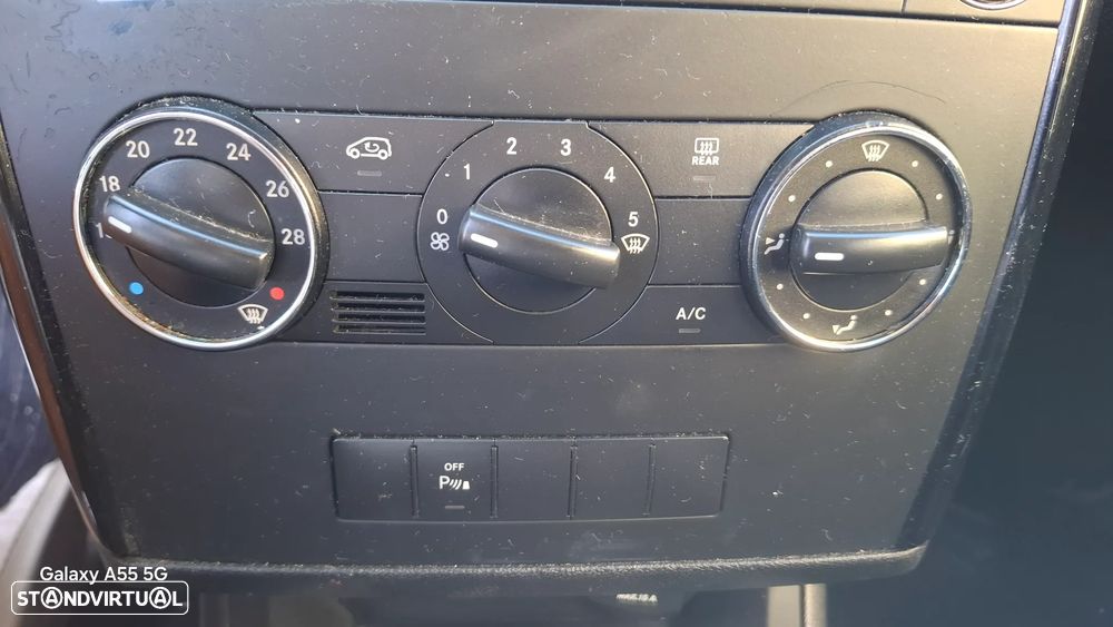 Mercedes-Benz A 180 - 21