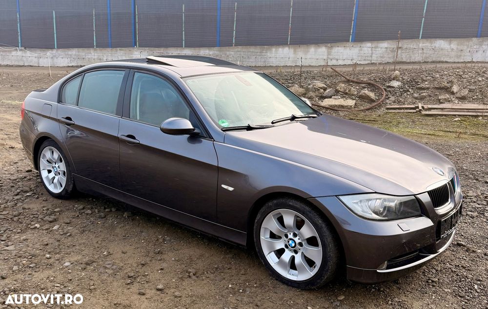 BMW Seria 3 320d - 14