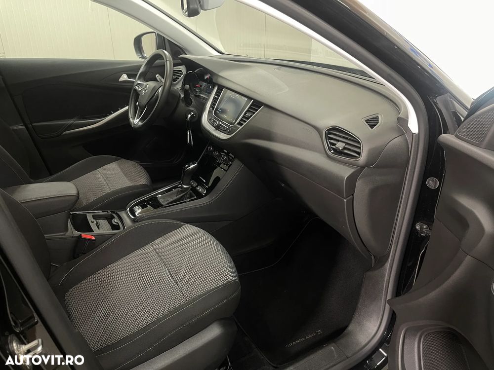 Opel Grandland X 1.2 Start/Stop Automatik Business Edition - 9