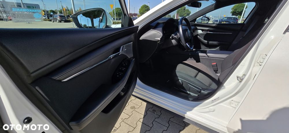 Mazda 3 - 38