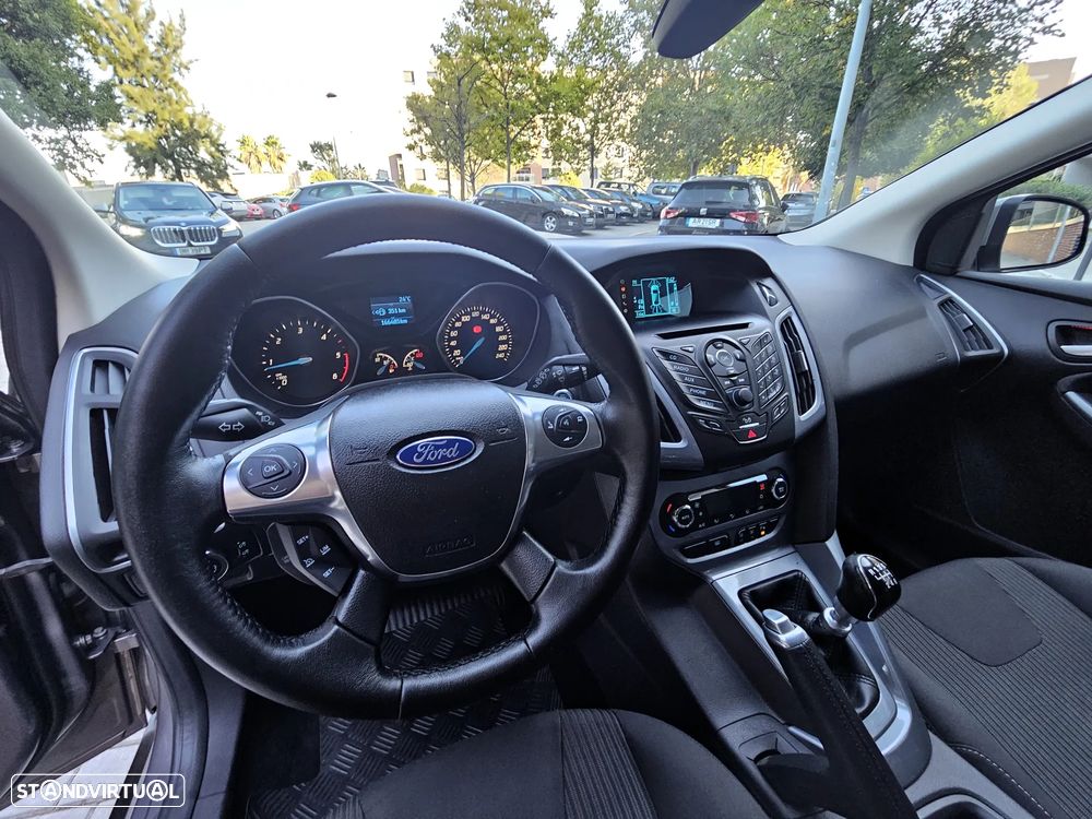 Ford Focus SW 1.6 TDCi Titanium - 23