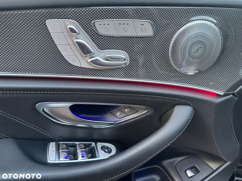 Mercedes-Benz Klasa E AMG 63 S 4Matic+ AMG Speedshift MCT-9G - 16