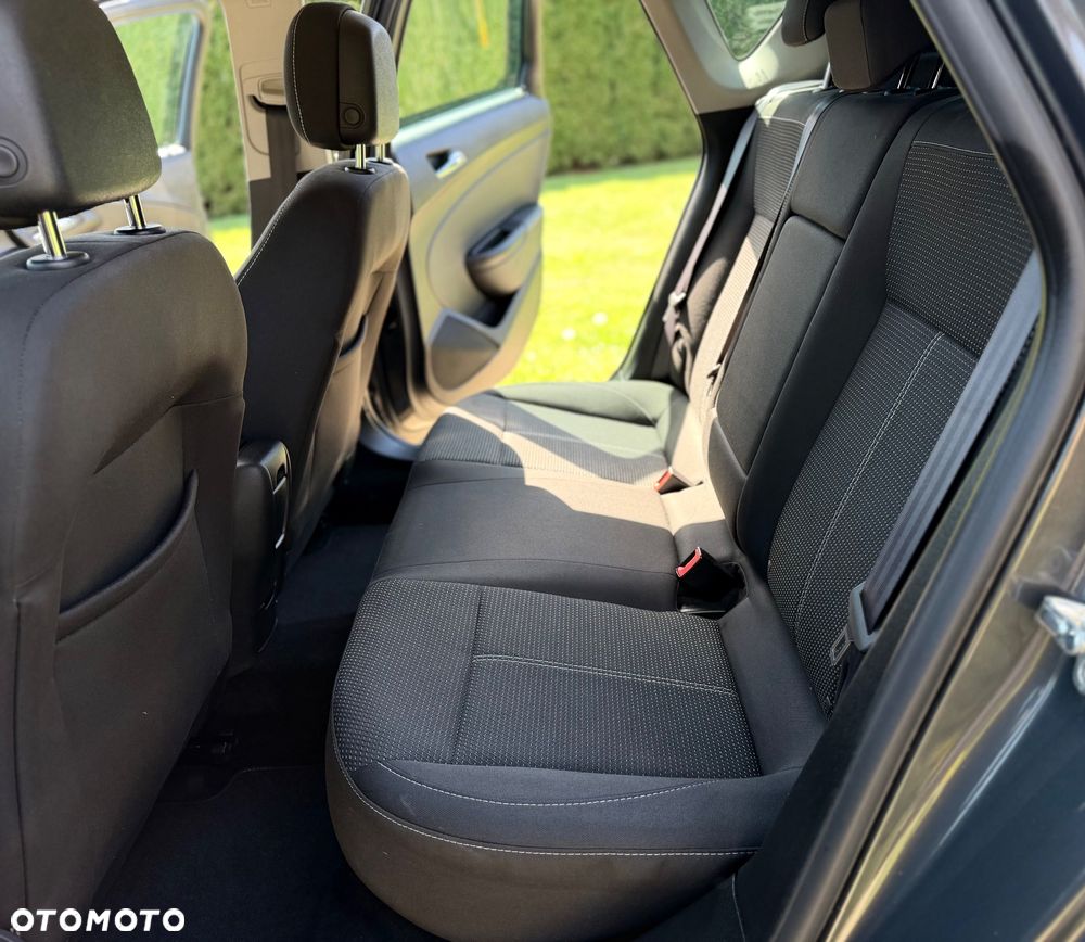 Opel Astra 1.4 Turbo Color Edition - 27
