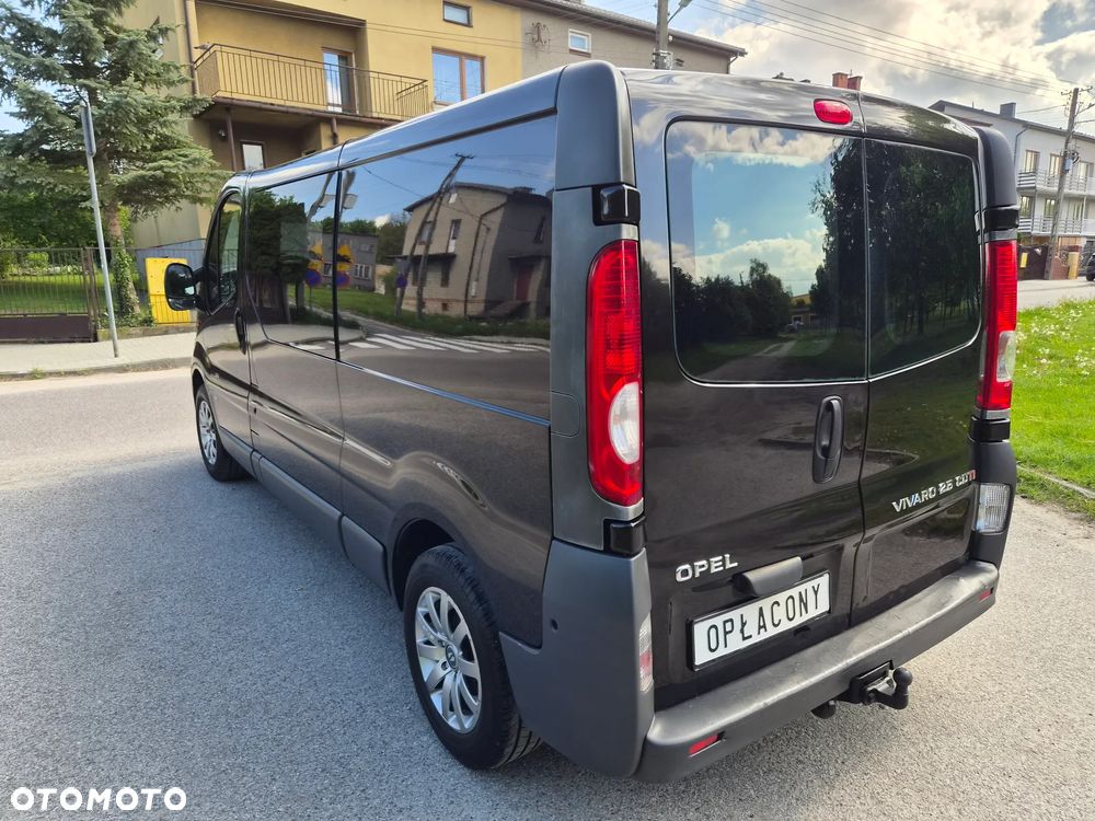 Opel Vivaro - 2