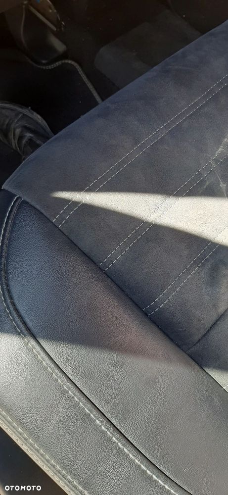 Mitsubishi Outlander 2.0 4WD Plus - 3