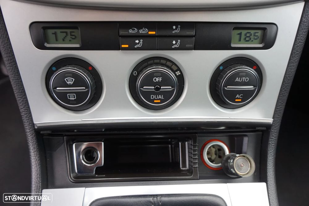 VW Passat 2.0 TDI BM Confortline - 47