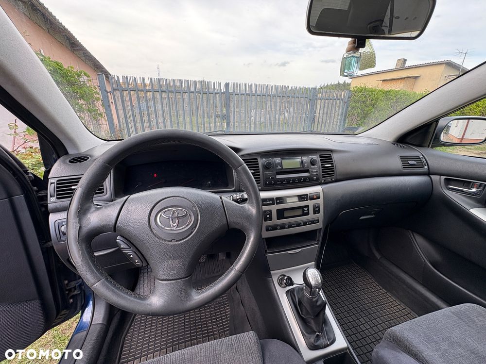 Toyota Corolla 2.0 D-4D Sol - 12