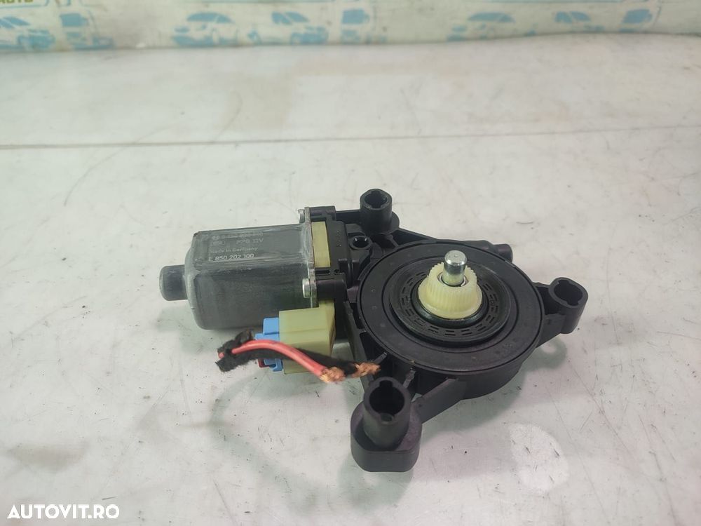 Motoras  geam dreapta fata 5q0959802b Skoda Superb 3 [2015 - 2020] - 1