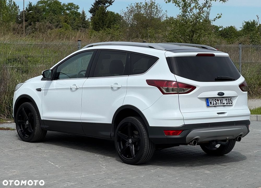 Ford Kuga 2.0 TDCi Titanium - 14