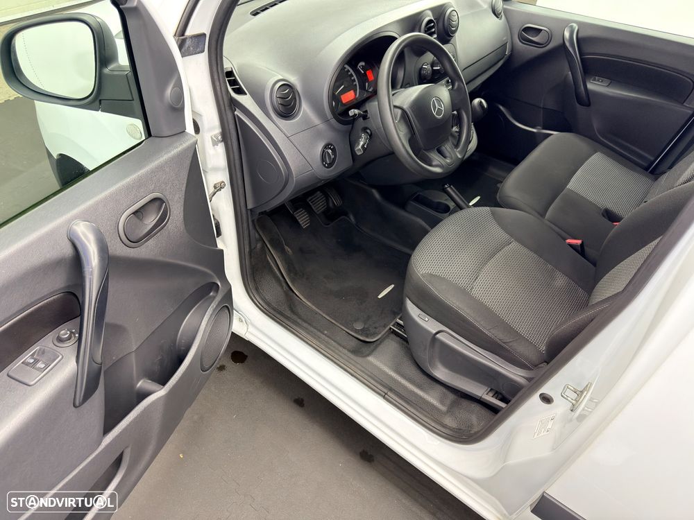 Citroën BERLINGO 1,5 HDI 3 LUGARES - 11