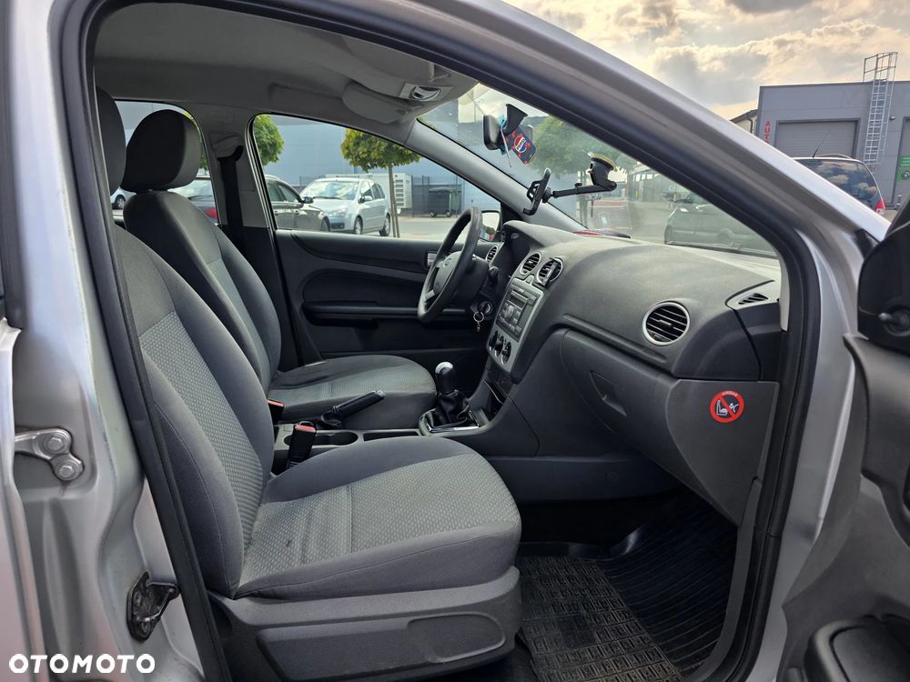 Ford Focus 1.6 TDCi Ambiente - 14