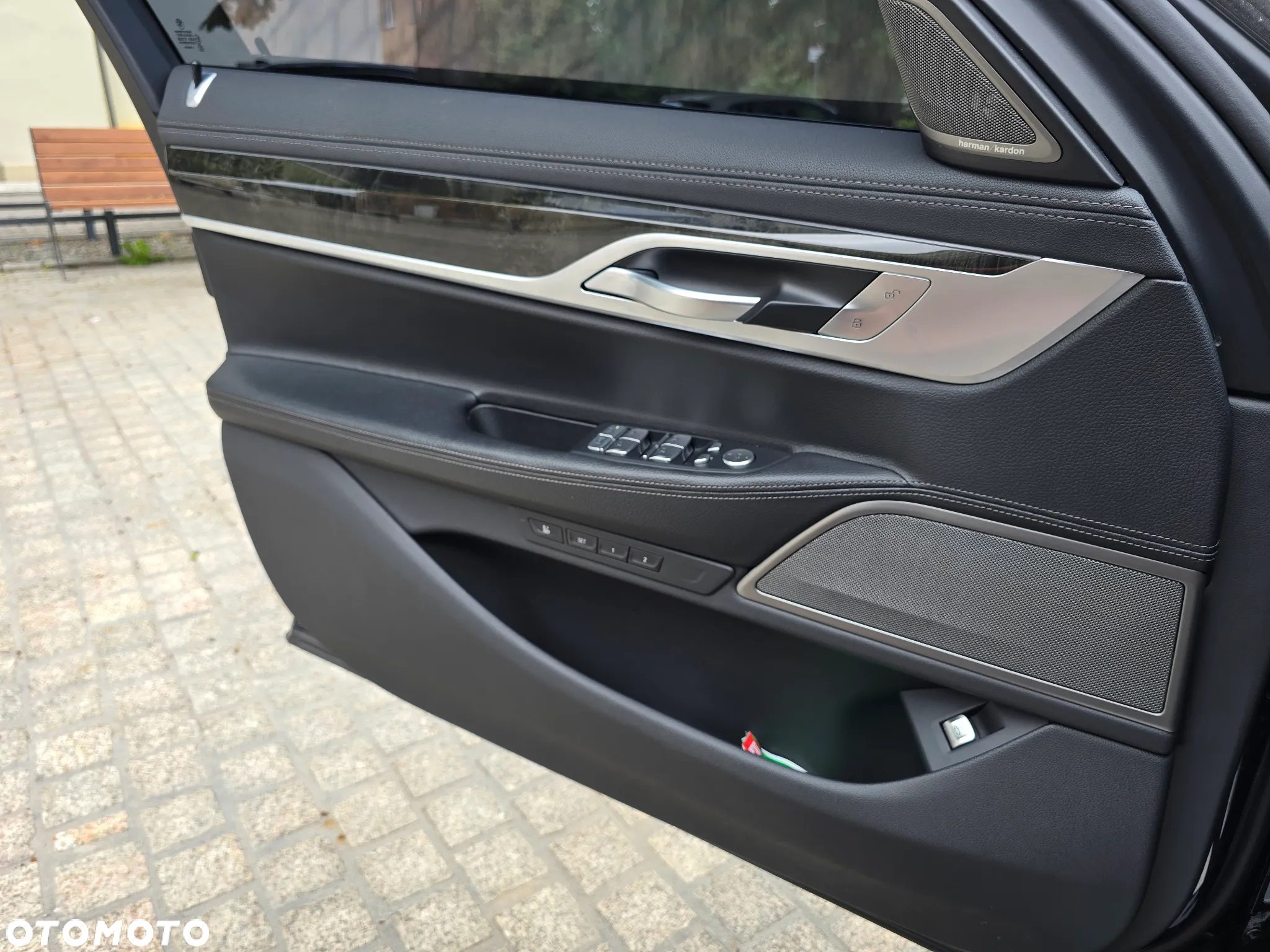 BMW Seria 7 740i - 20