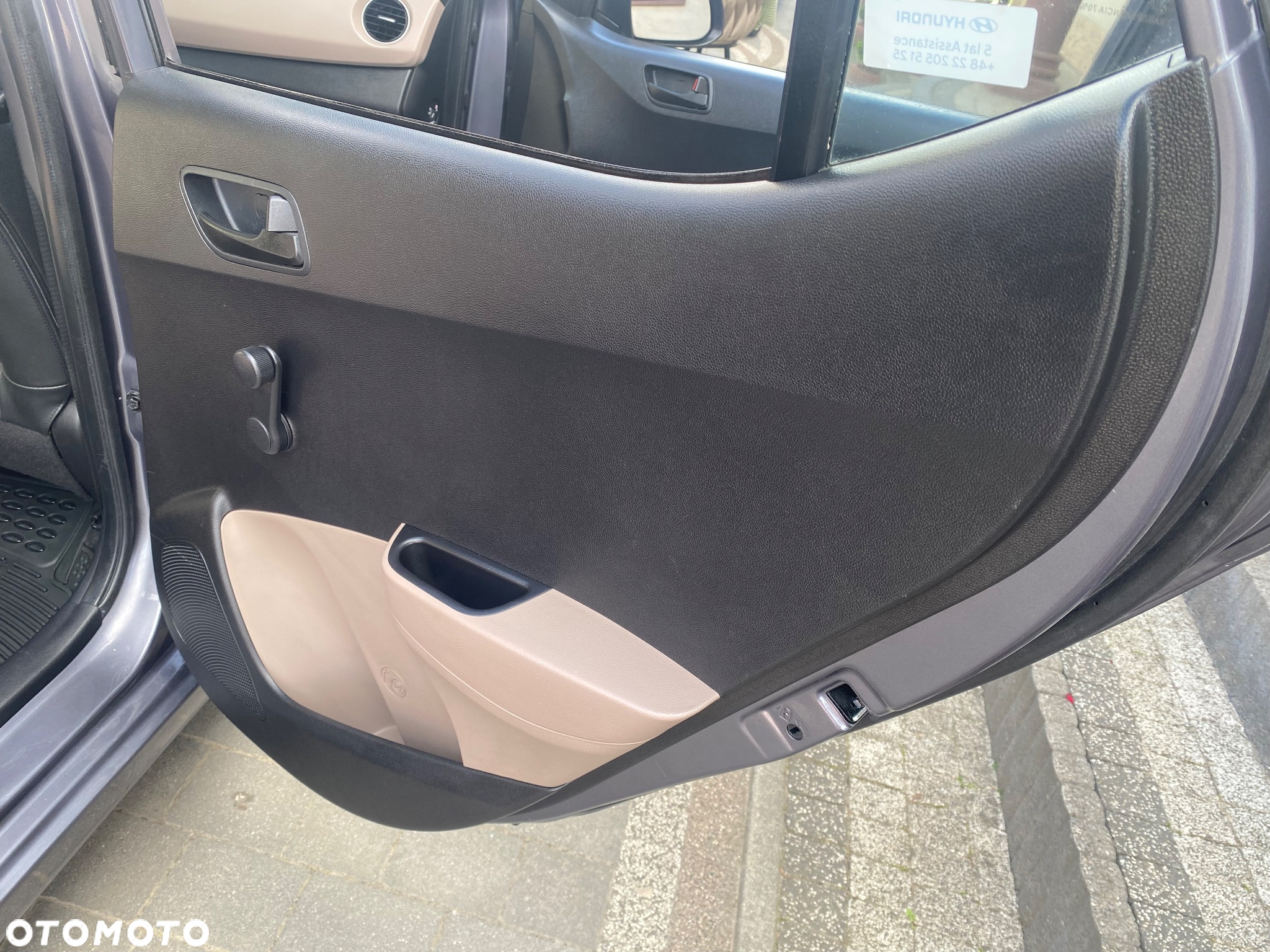 Hyundai i10 - 25