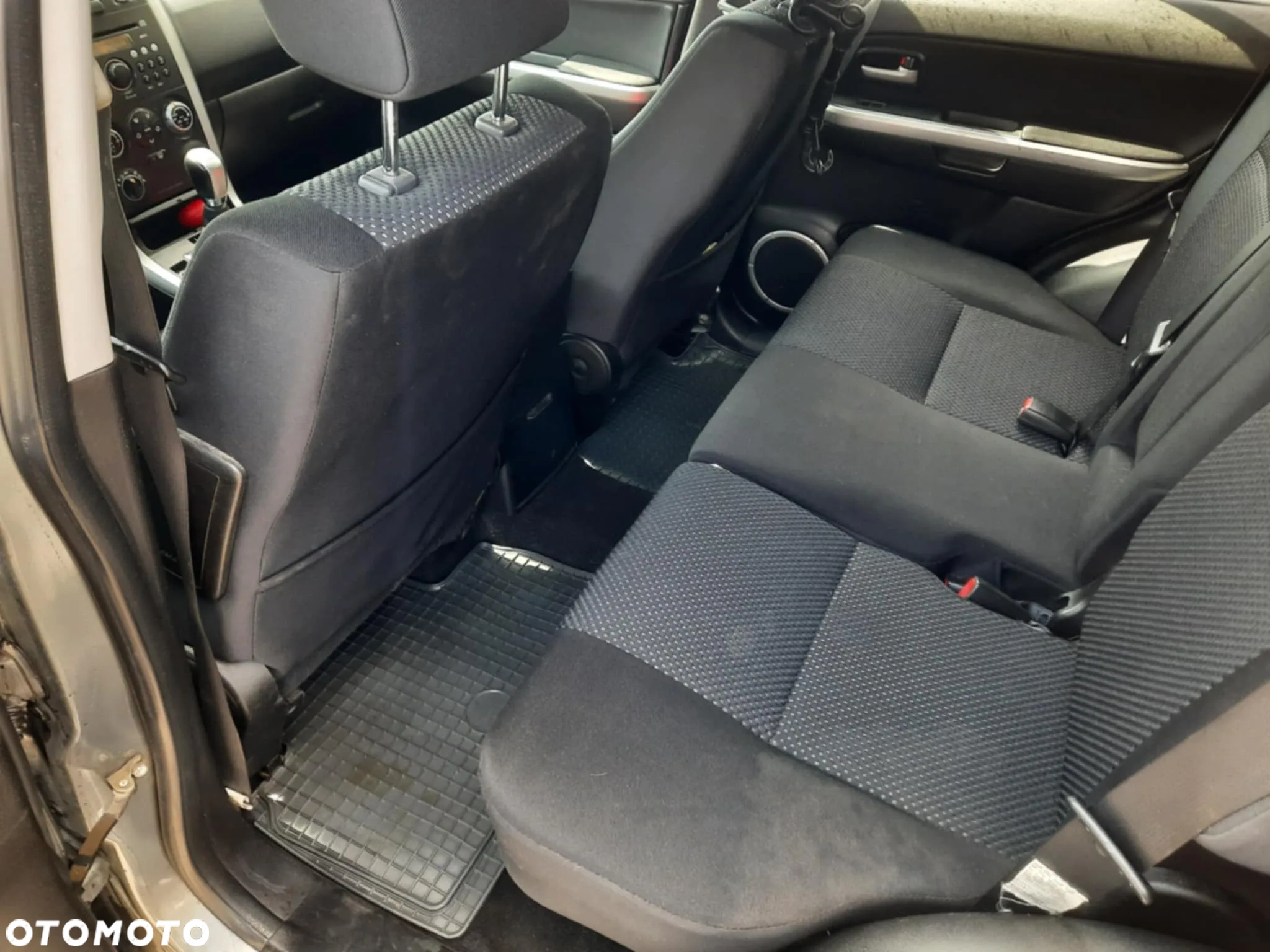 Suzuki Grand Vitara 2.0 - 6