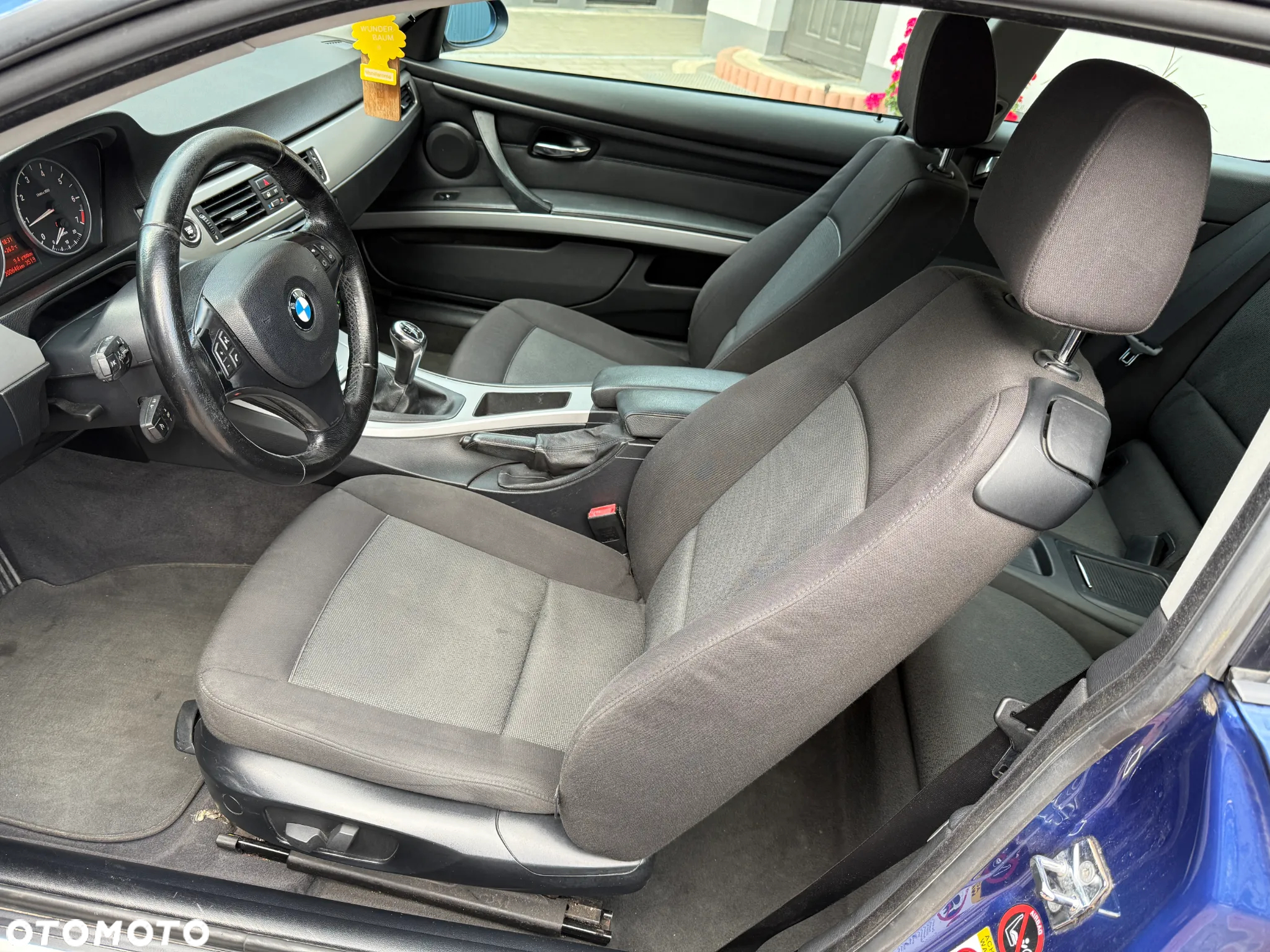 BMW Seria 3 320i Coupe - 15
