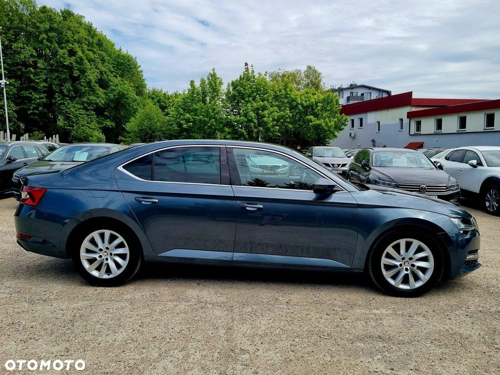 Skoda Superb 1.5 TSI Style DSG - 6