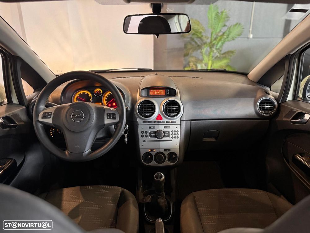 Opel Corsa 1.3 CDTI City - 27