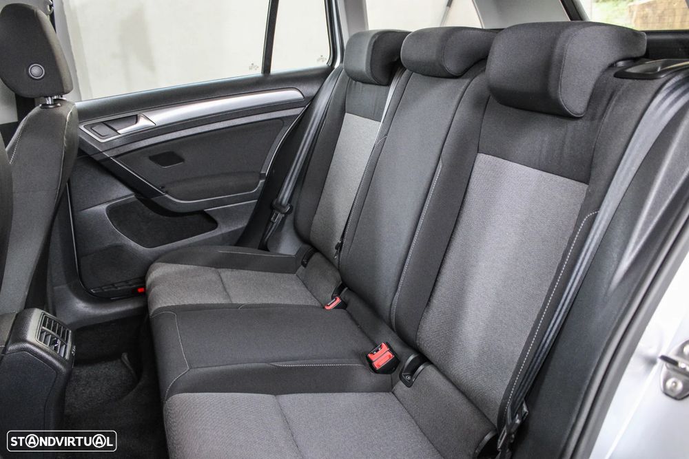 VW Golf Variant 1.6 TDi BlueMotion Trendline - 9