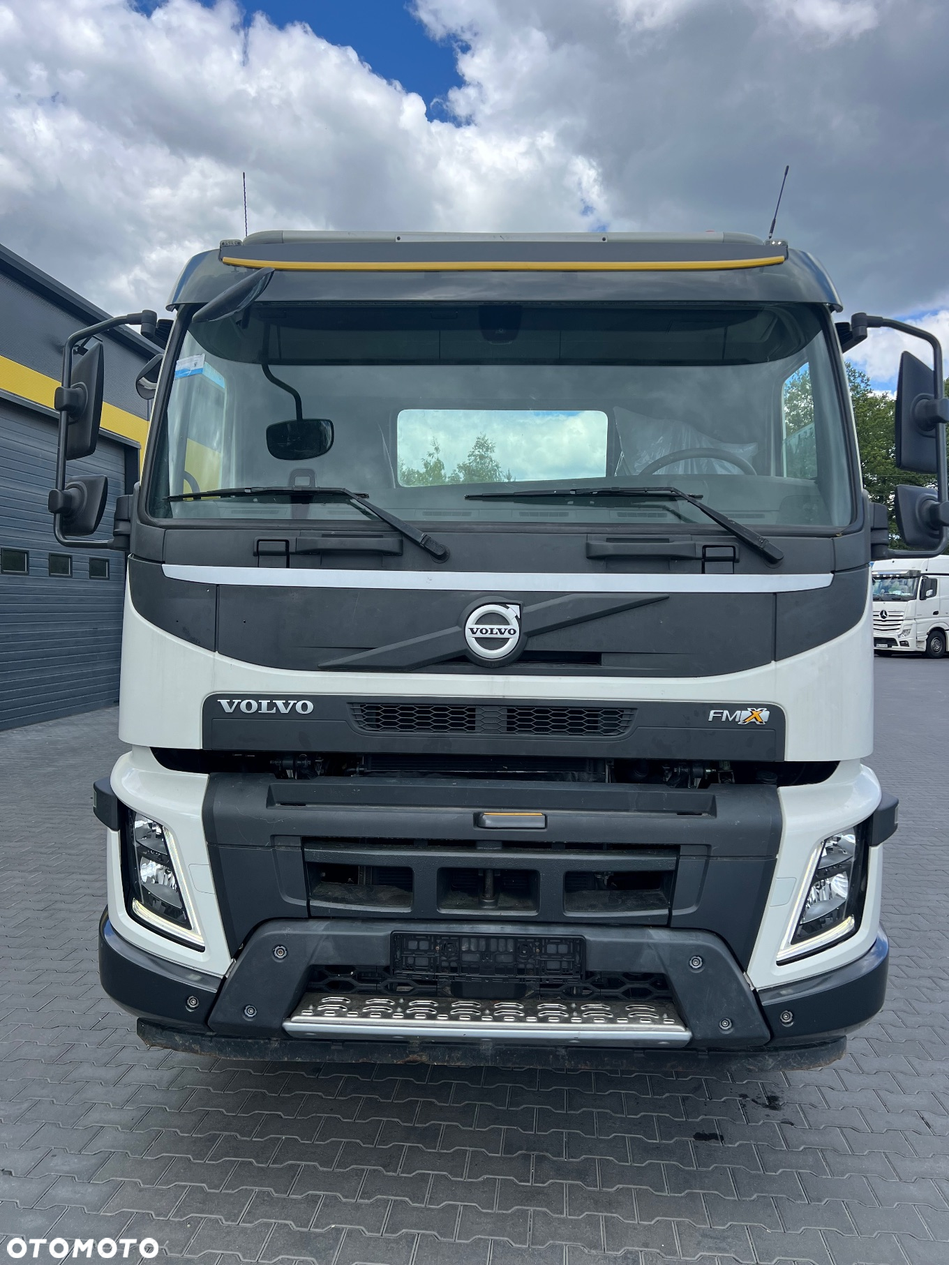 Volvo FMX 460 ! 6x4! Podnoszony most! 30000km! - 3