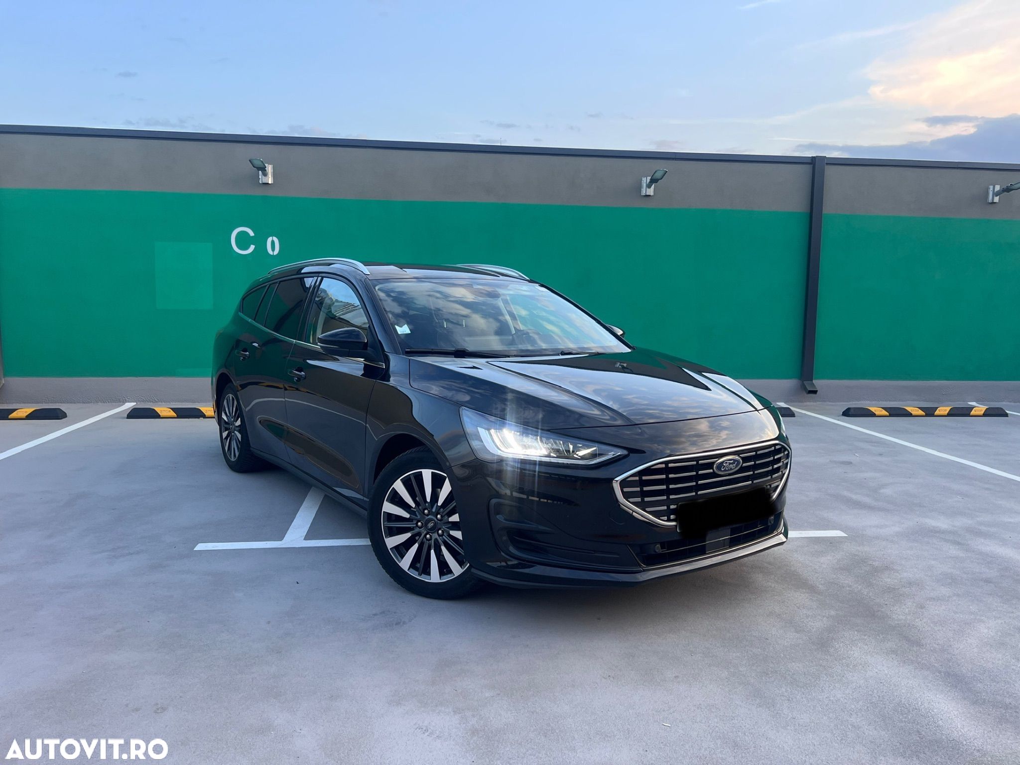 Ford Focus - 1