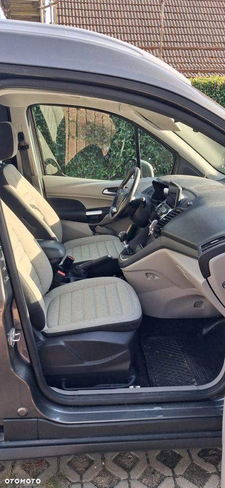 Ford Tourneo Connect 1.5 EcoBlue Titanium - 6