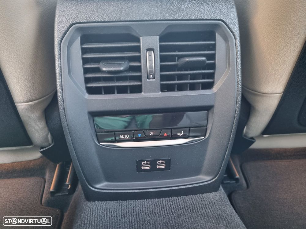 BMW 320 e Line Luxury Auto - 36