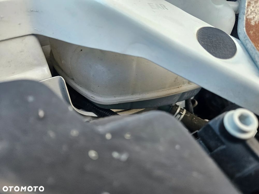 Nissan Qashqai 1.5 dCi DCT TEKNA - 9