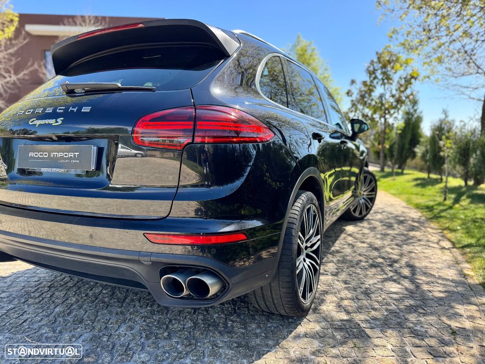 Porsche Cayenne S - 8