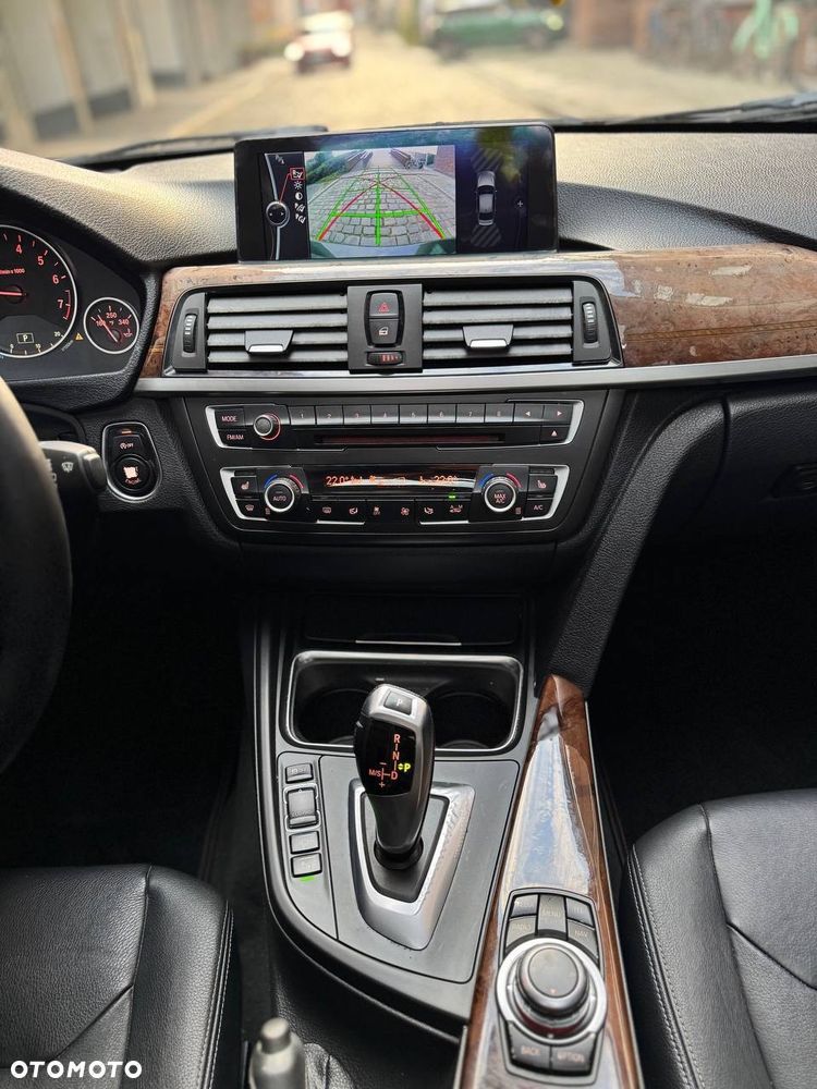 BMW Seria 3 - 37