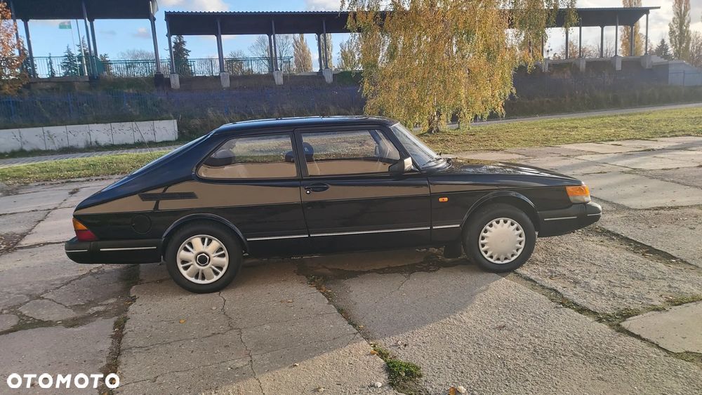 Saab 900 900i 2.1-16 - 10