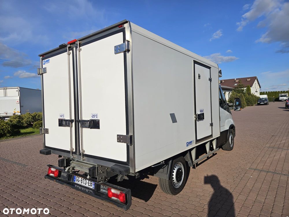 Iveco dailly chłodnia frigo rama - 5