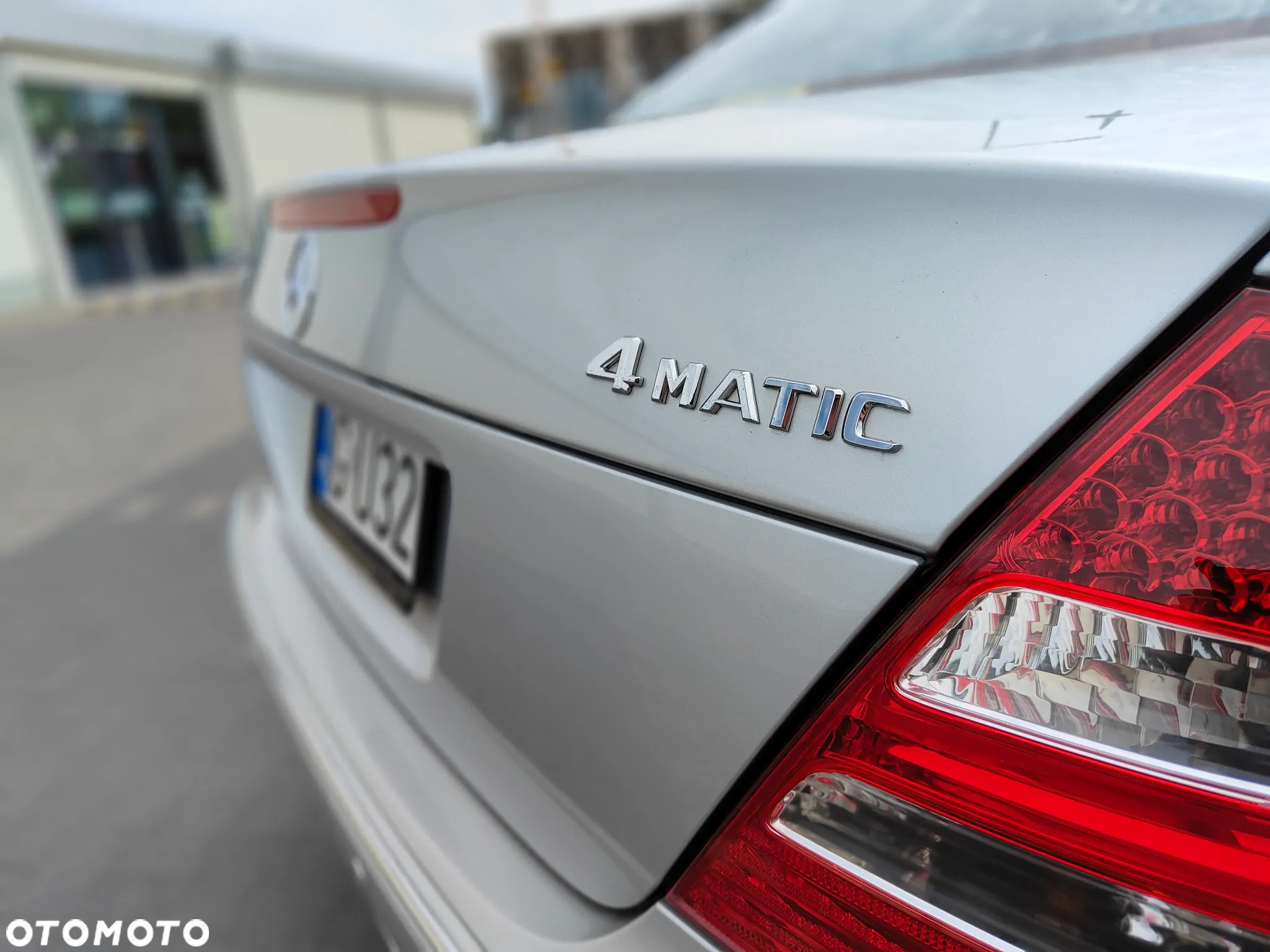 Mercedes-Benz Klasa E 320 4Matic Automatik Avantgarde - 5