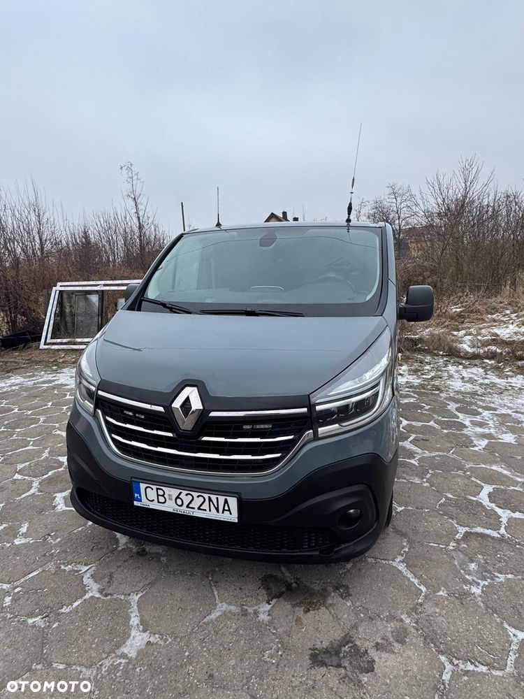 Renault TRAFIC - 2