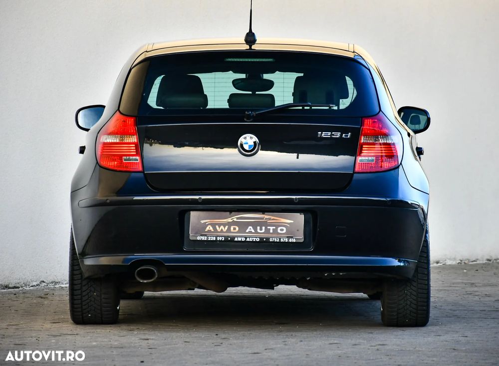 BMW Seria 1 123d DPF Aut. Edition Sport - 22