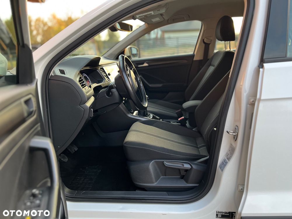 Volkswagen T-Roc - 6