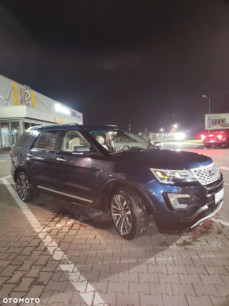 Ford Explorer - 4