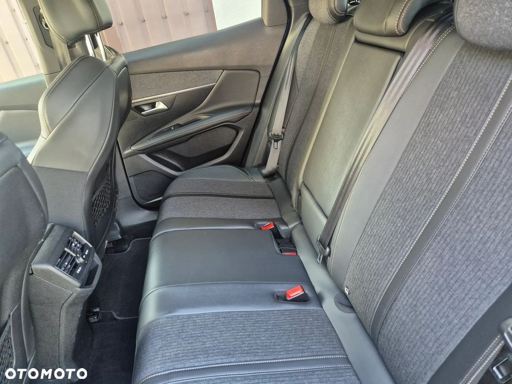 Peugeot 3008 1.5 BlueHDi GT Pack S&S EAT8 - 18