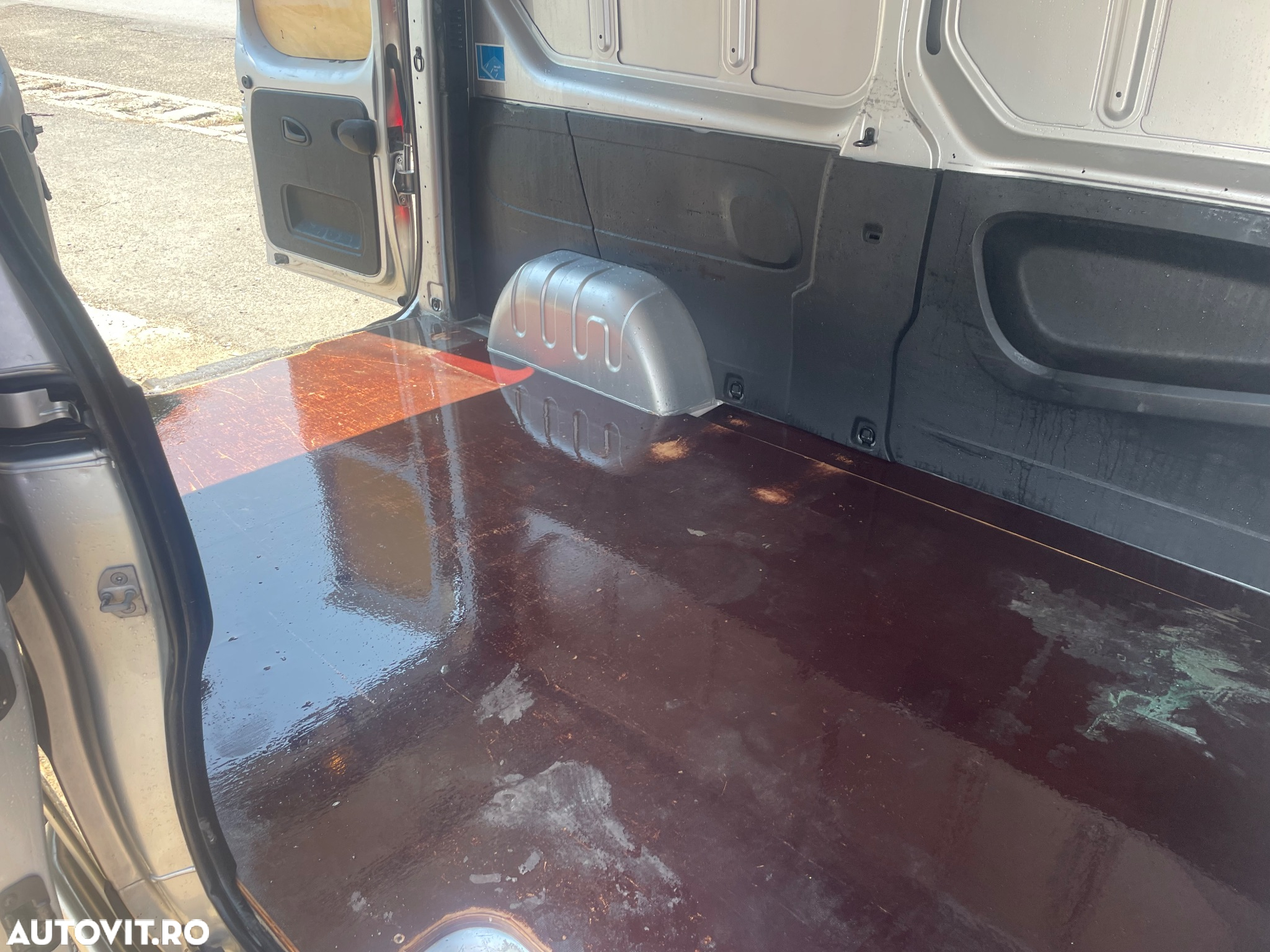 Renault Trafic Lung 125 CP 2017 - 16