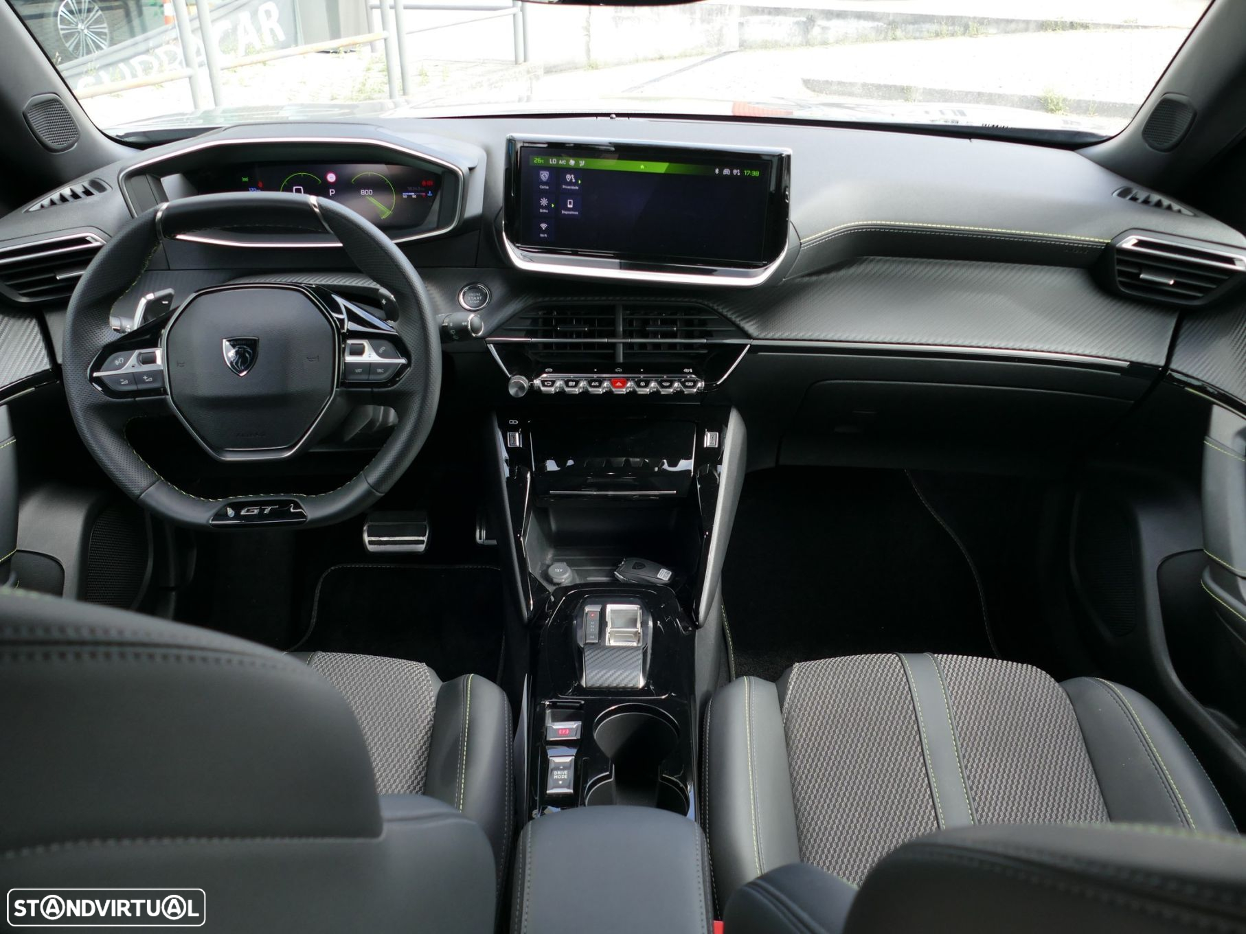 Peugeot 2008 1.2 PureTech GT EAT8 - 36