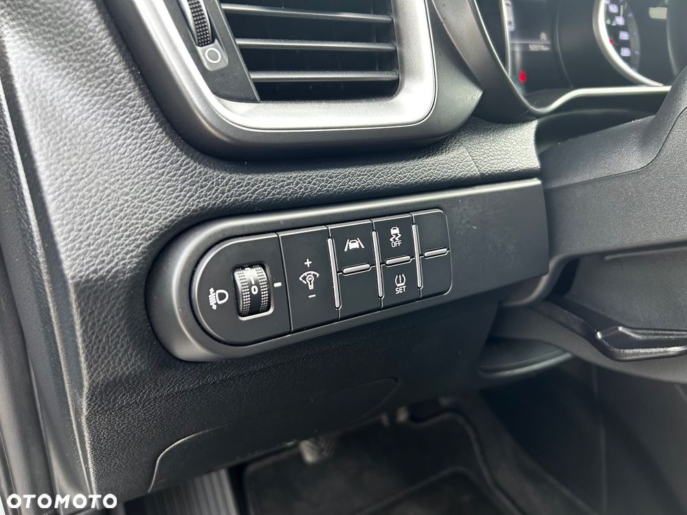 Kia Ceed 1.5 T-GDI OPF Vision - 29