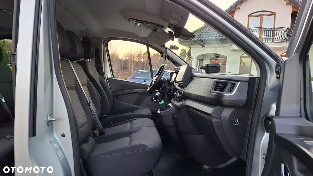 Renault Trafic - 26