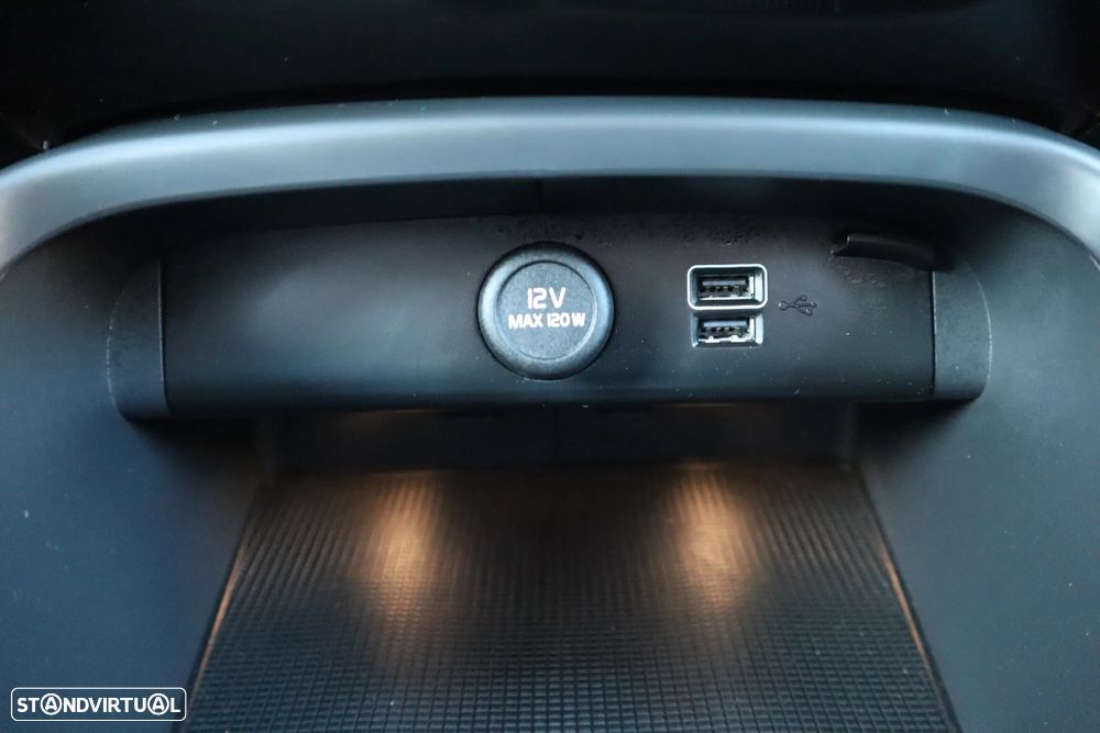 Volvo XC 40 1.5 T5 PHEV Inscription - 41