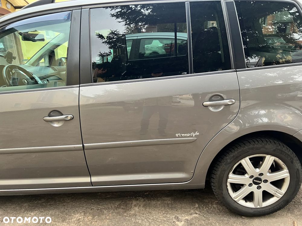 Volkswagen Touran 1.9 TDI Trendline - 15