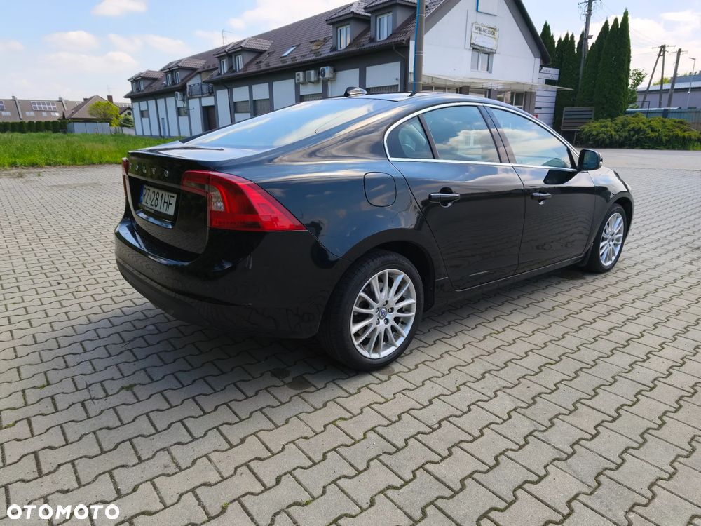 Volvo S60 - 3