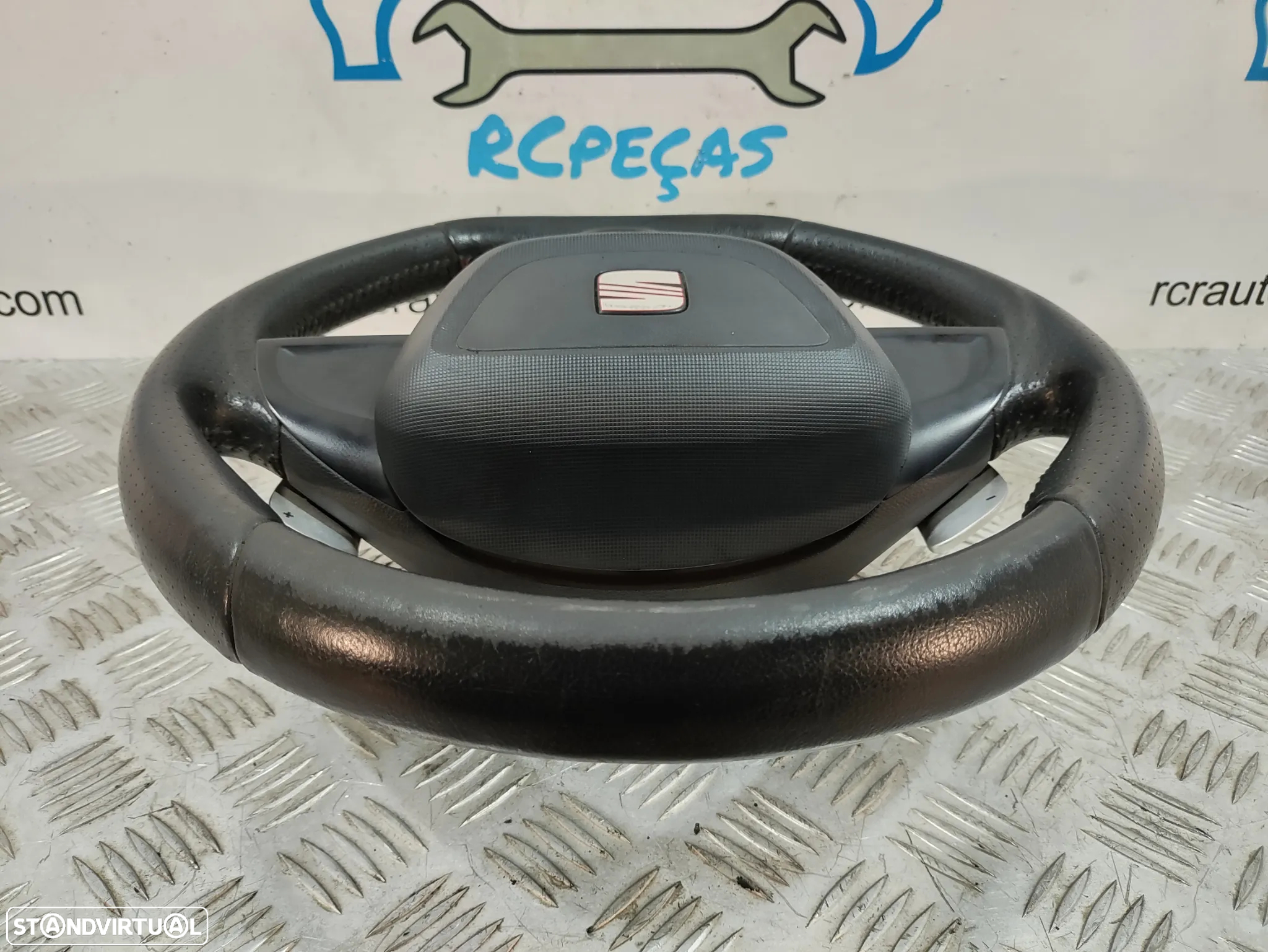 VOLANTE GUIADOR COMPLETO FLAT BOTTOM SEAT IBIZA IV 4 MK4 6J FR 6J0419091 PELE PERFURADA PATILHAS AIRBAG - 5