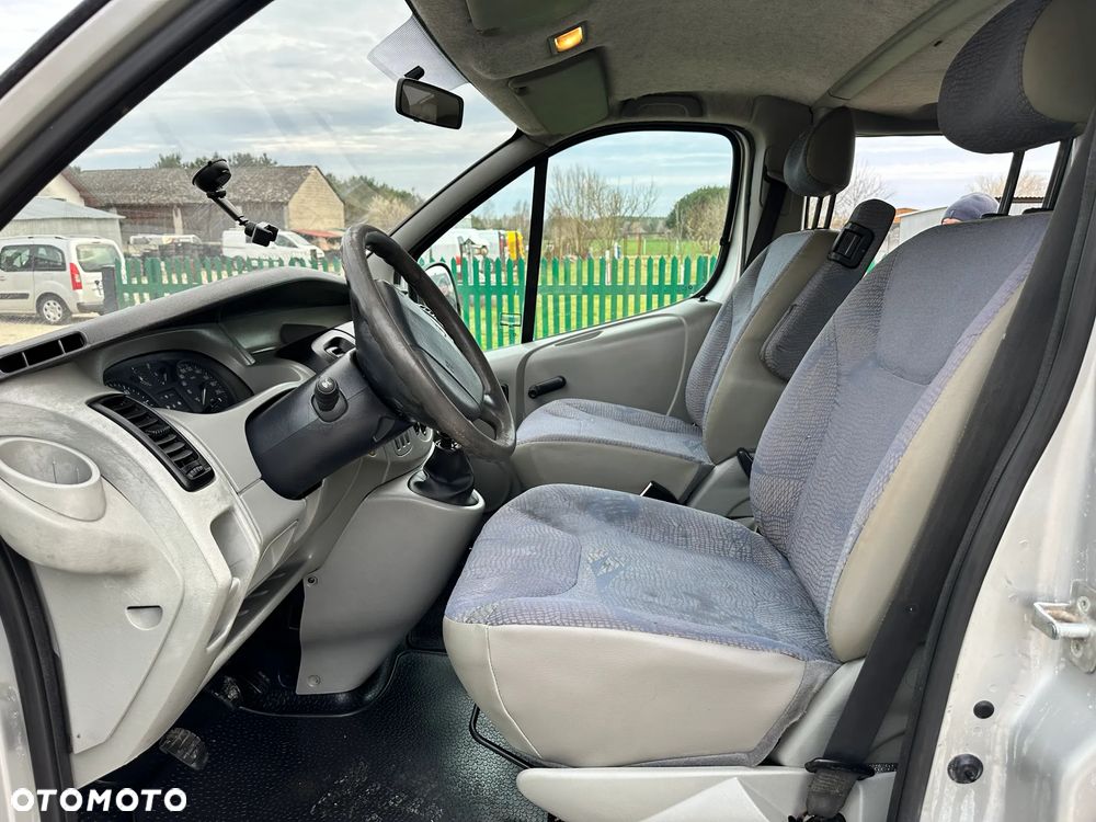 Renault Trafic - 6